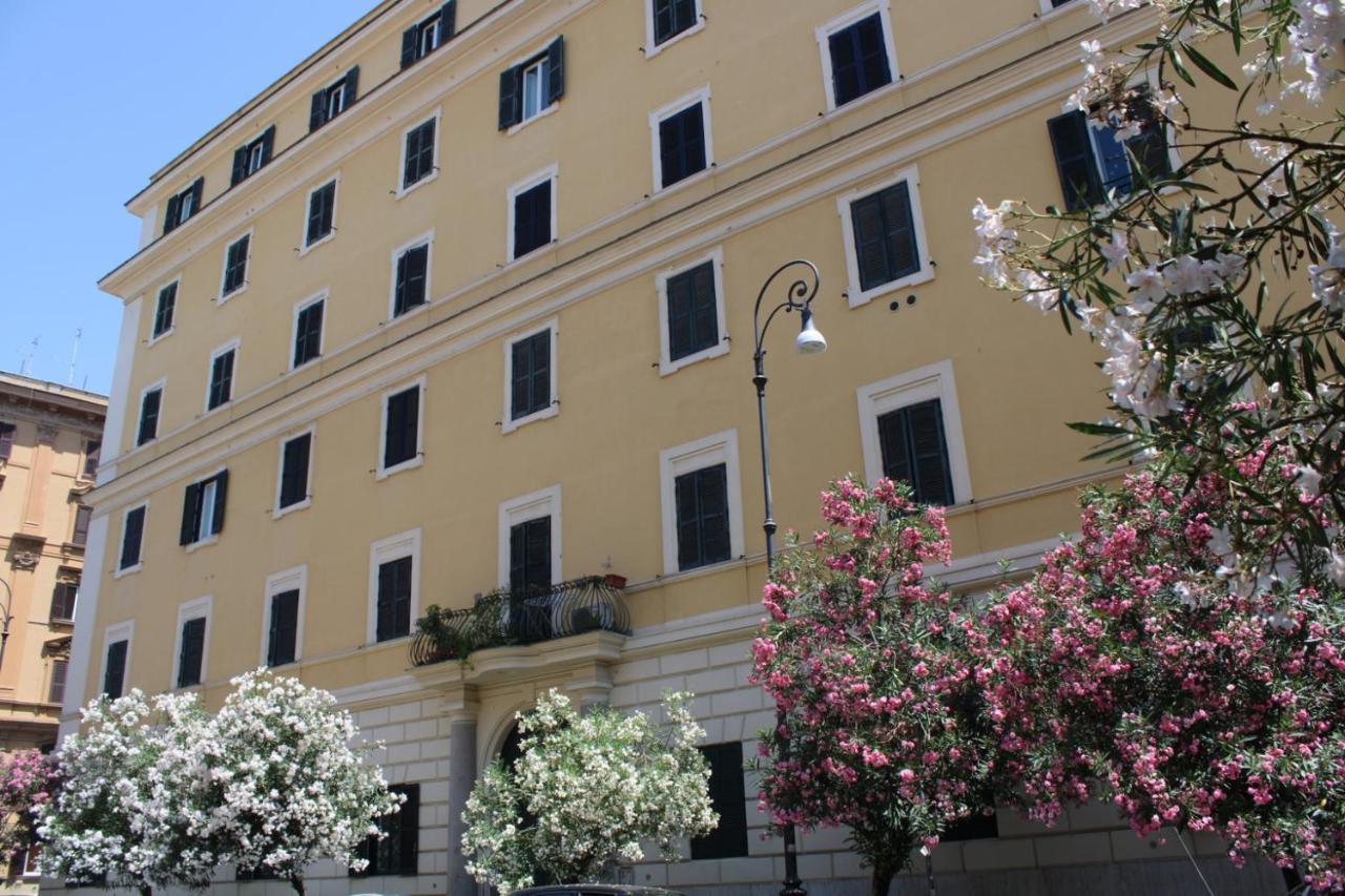 Colosseum New Charming Apartment Rzym Zewnętrze zdjęcie